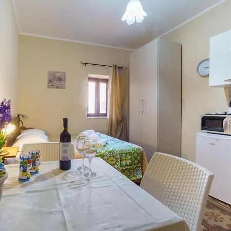 Apartamento Domus Aurea Cefalú